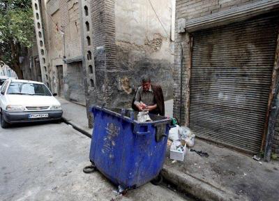 بازار گرم زباله فروشی در خیابان کرمان