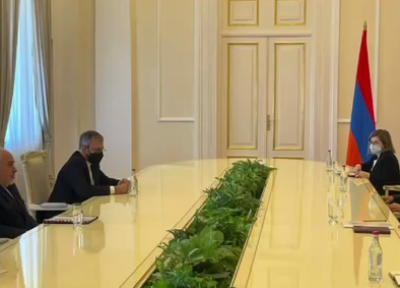 رایزنی محمدجواد ظریف با کفیل نخست وزیری ارمنستان