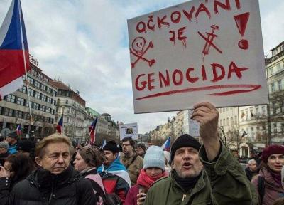 اعتراض گسترده در مرکز چک علیه واکسیناسیون اجباری کرونا