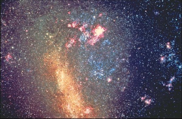 کشف بزرگترین کهکشان تاریخ