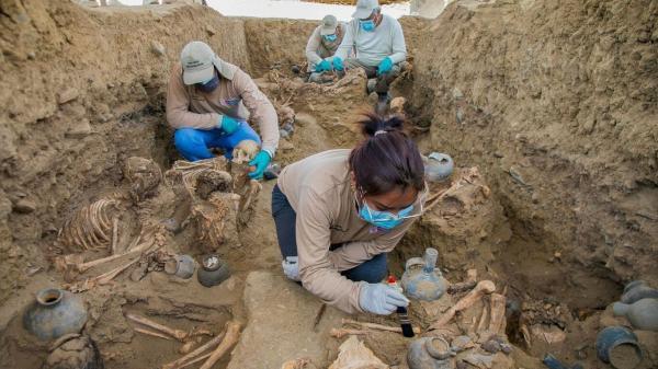 کشف گور های باستانی در پرو؛ 100 سال پس از میلاد مسیح!