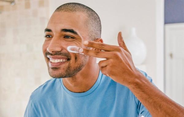 آیا استفاده از ضد آفتاب مردانه برای آقایان امری لازم است؟