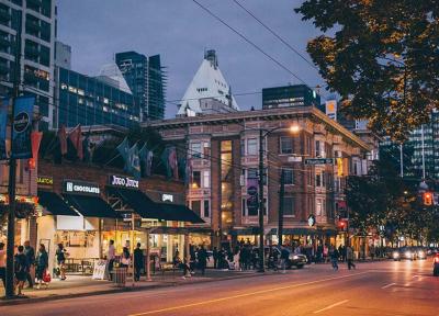 خیابان رابسون ونکوور: یک مقصد گردشگری و فرهنگی