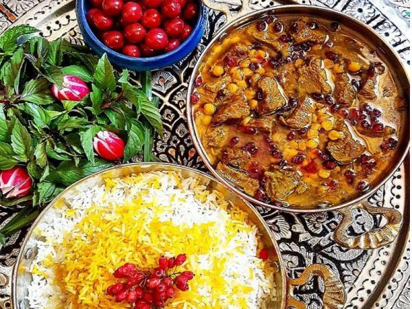 فوت و فن خورشت زرشک مجلسی با گوشت برای مهمانی های خاص