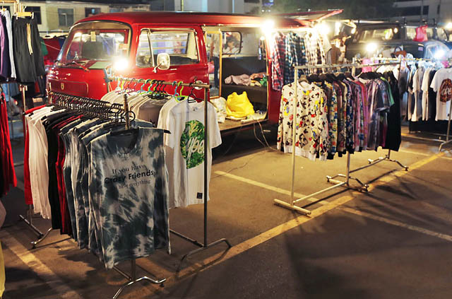 Rot Fai Market,Ratchada بازارهای شبانه تایلند